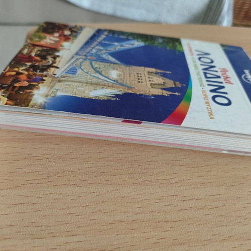London Pocket Guide by Lonely Planet like new