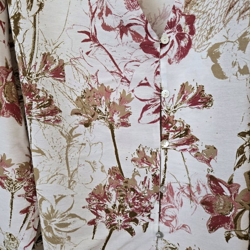 Zara floral shirt like new, size medium
