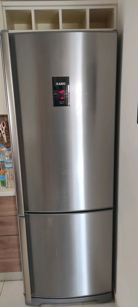 Ψυγειοκαταψύκτης AEG SANTO 75438 KG
