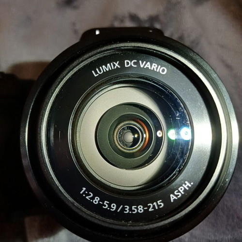 Panasonic Lumix FZ82D camera like new with Sandisc Extreme 64GB SDXC