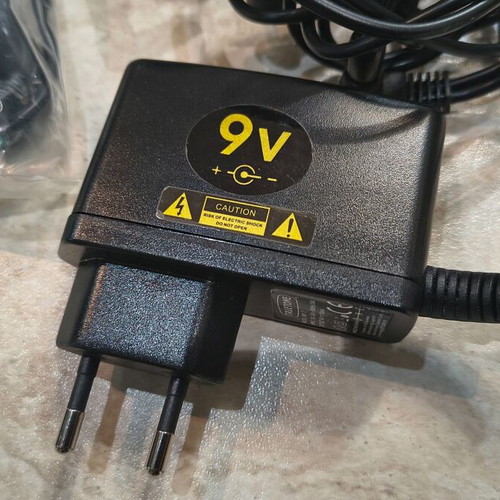 1SPOT Combo Pack 9V Pedal Power Supply like new