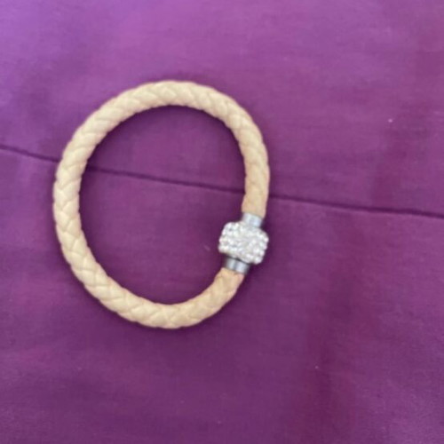 Bracelet with Magnetic Clasp new, beige and silver