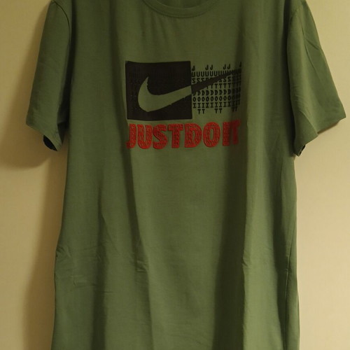 Nike men's t-shirt olive with embossed Just do it logo, new, XXL