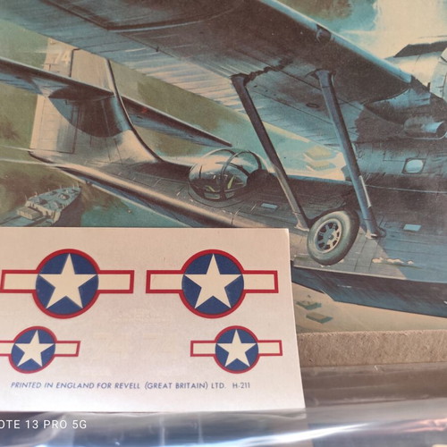 Revell PBY-5A Black Cat 1/72 vintage model kit