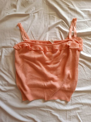 Pink knitted crop top like new