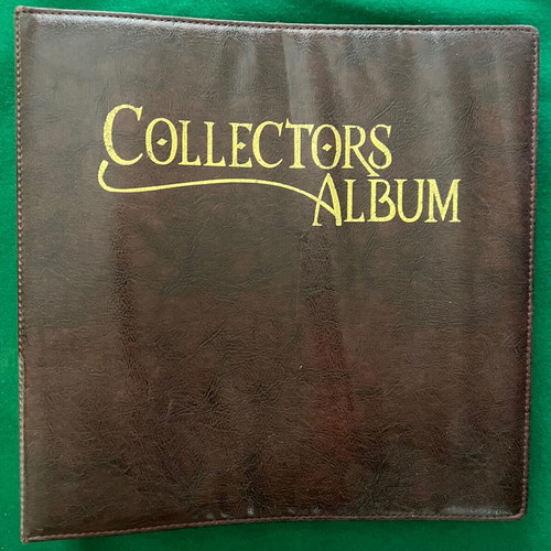 Collector album Game of Thrones cards like new, 300-350+ cards
