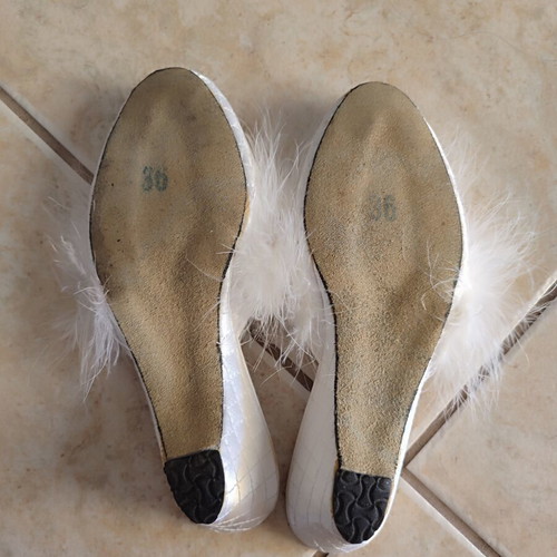 Bridal slippers size 36 white like new