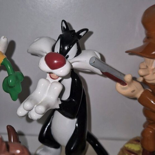 Looney Tunes Sylvester collectible figure Warner Bros vintage like new