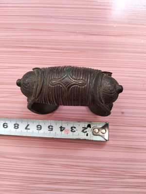 Slingshot bracelet used, vintage