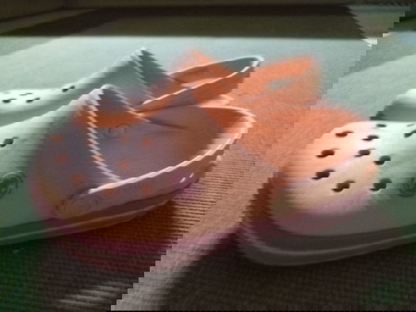Crocs σομόν J3