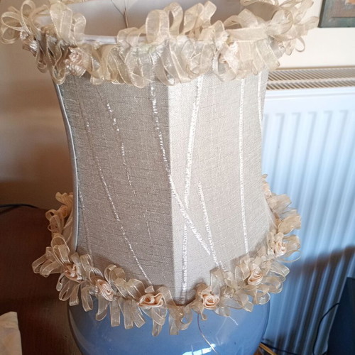 Porcelain table lamp like new, height 0.44 m