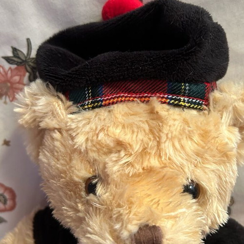 Suki Piper Bagpipe Bear plush in excellent condition
