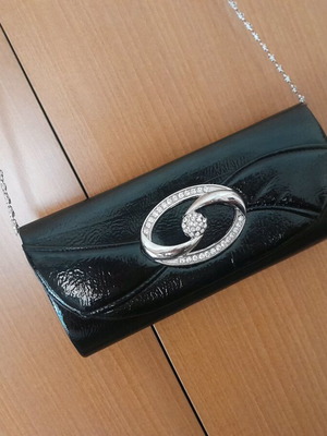 Patent leather bag used, in good condition