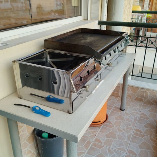 Stainless steel gas grill handmade used with cast iron plate and two burners