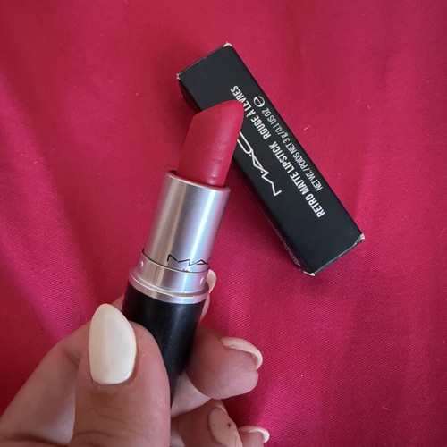 Mac Retro Matte Lipstick used, shade All Fired Up