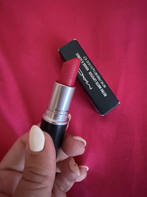 Mac Retro Matte Lipstick used, shade All Fired Up