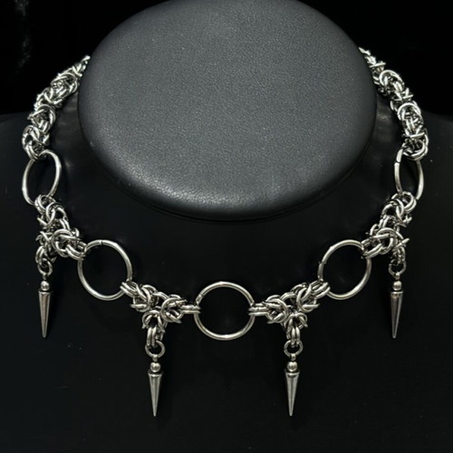Chainmail choker necklace with spikes handmade, new, silver stainless steel