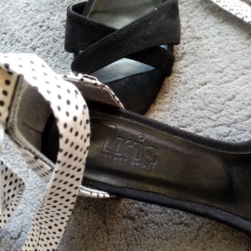 Iris luxury sandals size 39 like new, black and white with polka dot ribbon