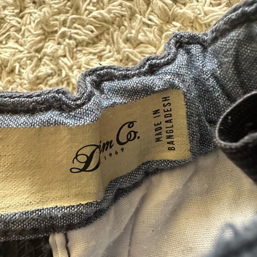 Denim & Co pack of two pants used for 4-5 years old, black and blue