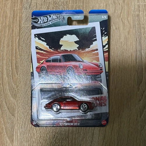 Hot Wheels Porsche 911 R ‘67 chase new
