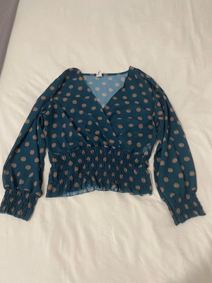 Sithrou blouse with V neckline used, size S