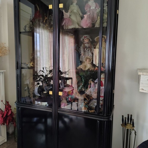 Black wooden showcase like new with solid wood