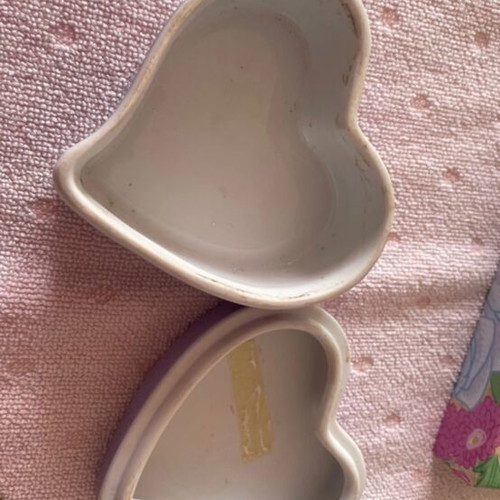 Porcelain jewelry box like new
