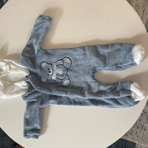 Baby exit romper new, fleece, for 2-3 months old