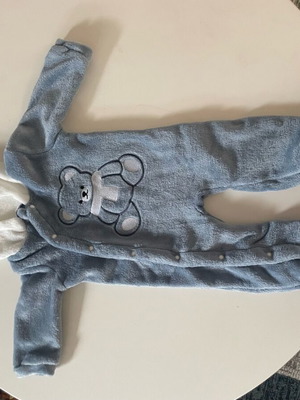 Baby exit romper new, fleece, for 2-3 months old