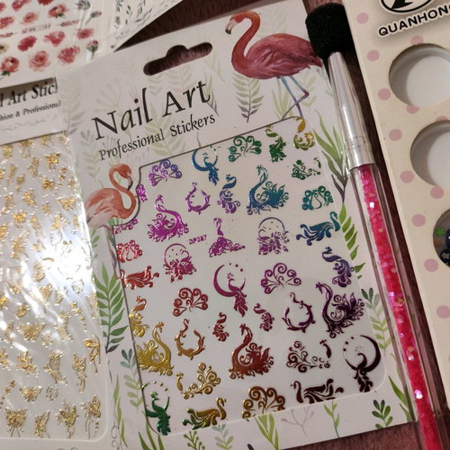 Nail set new with stickers, plate and decorative items