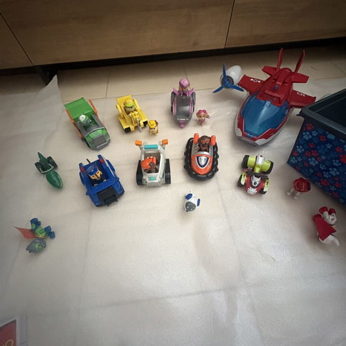 Paw Patrol large set: airplane with all cars and figures