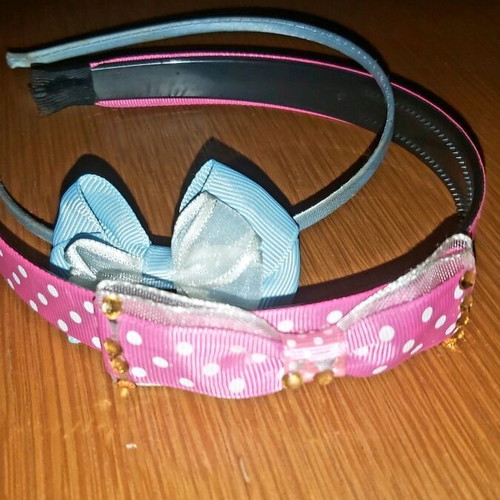 Set of two hairbands new, blue and pink