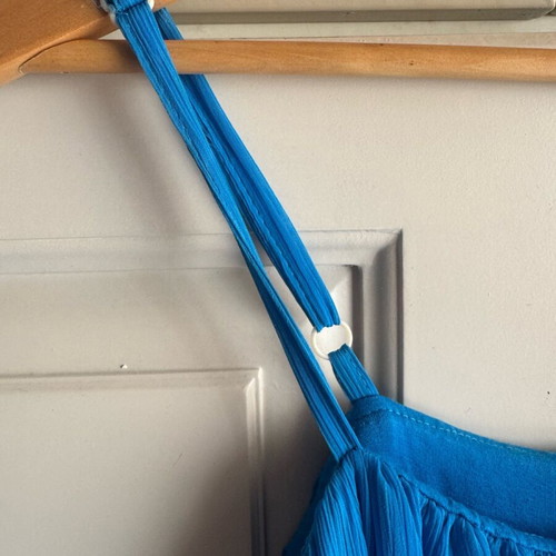 Ysatis blue dress with straps and floral decorations like new, size 3