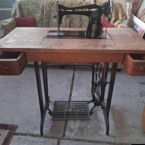 Singer treadle sewing machine used, collectible vintage piece