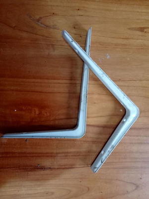 Shelf brackets used, pair 20x15 cm