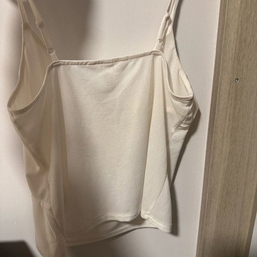 H&M blouse white size small new with impressive neckline