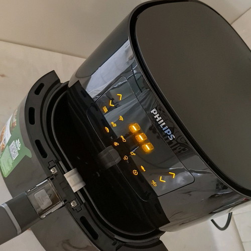 Air Fryer Philips like new, very lightly used
