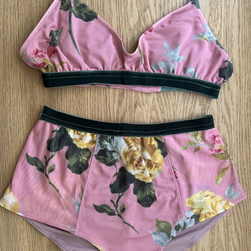 Madame Shoushou Bikini floral velvet details medium new