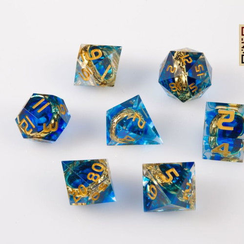 Dungeons & Dragons Dice Set with Pouch new sharp-edge