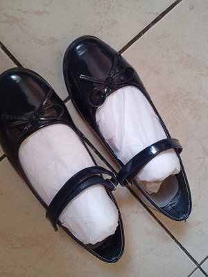 Marikelly black patent leather ballerinas size 37 like new