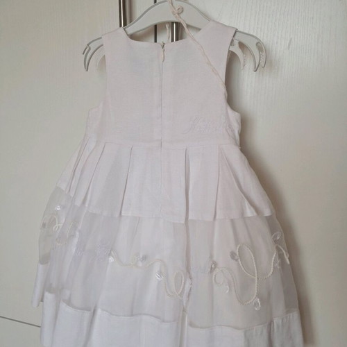 White toddler dress like new, flower girl style for 2 years old