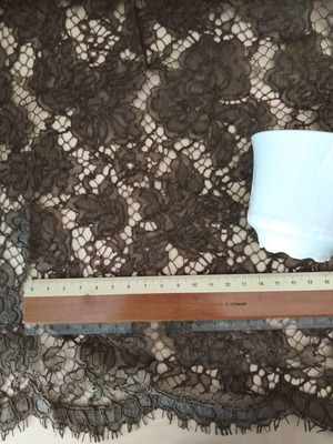 Vintage fabric mocha brown with lace flowers and scalloped edge 200x90