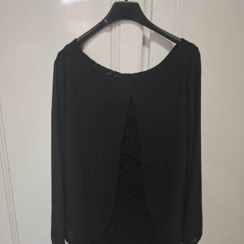 Black women's blouse with lace one size like new
