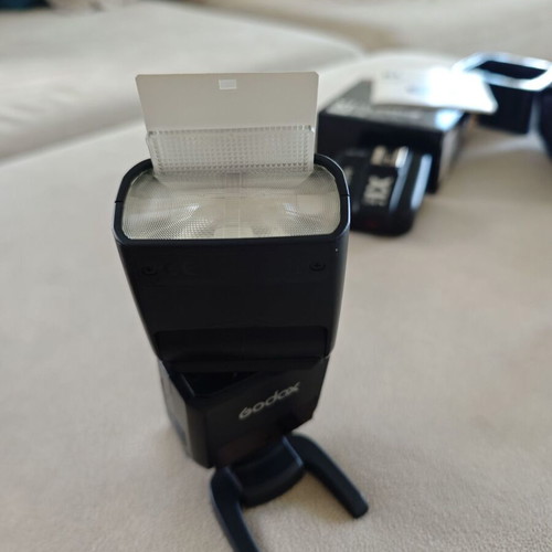 Godox Flash and Trigger Kit for Fujifilm Cameras like new
