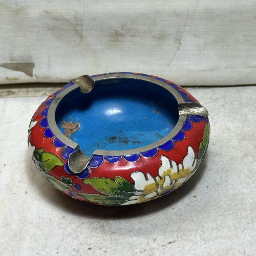 Vintage Cloisonné Ashtray with Floral Motifs, used, 10×4 cm