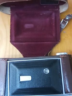 Beier Beirax Junior camera used with leather case