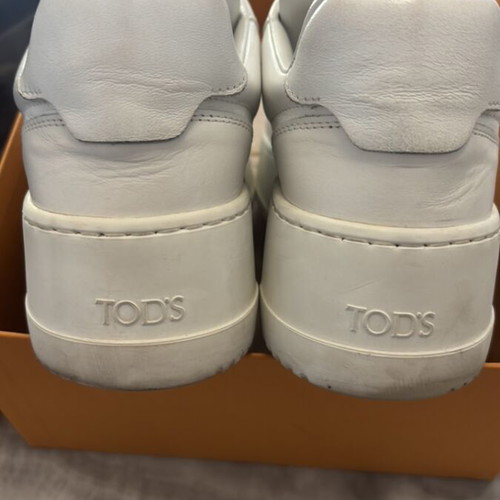 Tod's white leather sneakers size 40.5 with box and dust bag