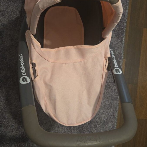 Doll stroller like new, barely used