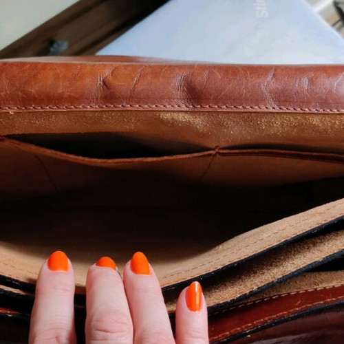 I santi leather briefcase like new