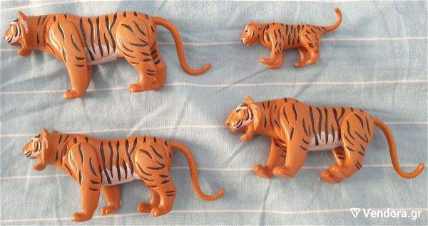  Playmobil - 3 tigris ke 1 mikro tigraki